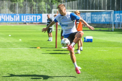 Первые «Газпром»-тренировочные сборы «Зенита»: 18 июня, утренняя тренировка