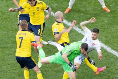Чемпионат Европы по футболу 2020, матч Швеция — Словакия