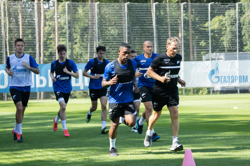 Первые «Газпром»-тренировочные сборы «Зенита»: 22 июня, утренняя тренировка