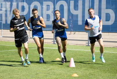 Первые «Газпром»-тренировочные сборы «Зенита»: 22 июня, утренняя тренировка