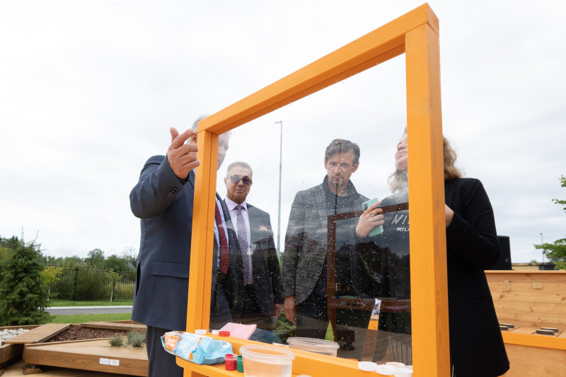 Открытие первого в России сенсорного сада для людей с ограниченными  возможностями