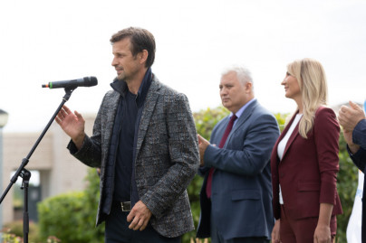 Открытие первого в России сенсорного сада для людей с ограниченными  возможностями