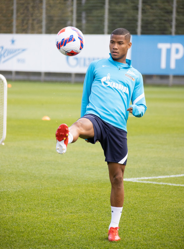 Тренировка «Зенита» перед матчем с «Крыльями Советов»