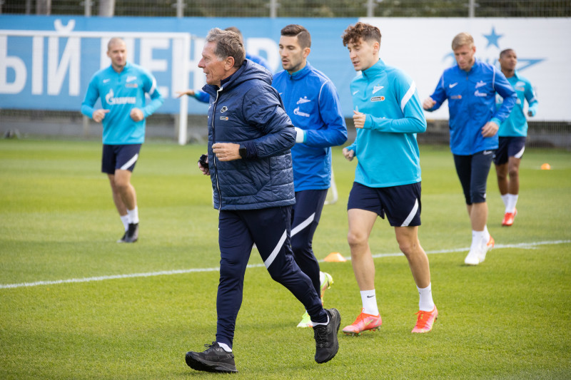 Тренировка «Зенита» перед матчем с «Крыльями Советов»