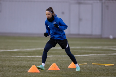 Women's team training before the match with Chertanovo
