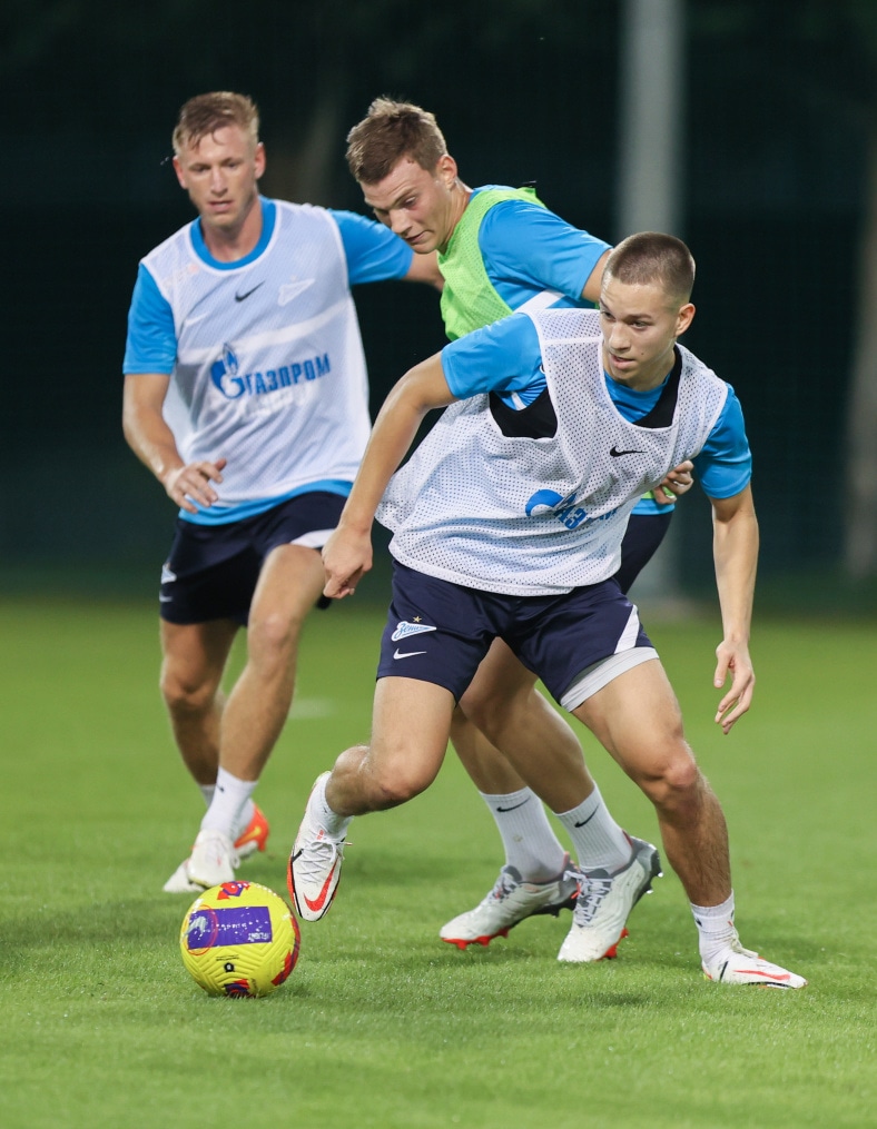 «Газпром»-тренировочные сборы в Дубае: 14 января, вечерняя тренировка