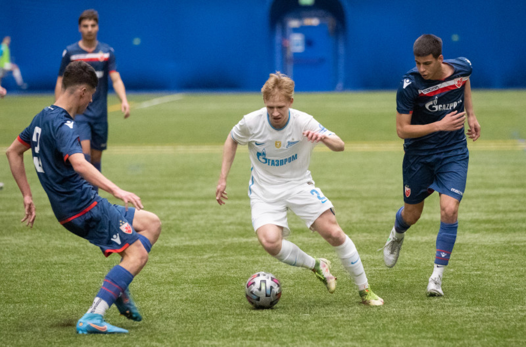 U 17. Футбольный клуб Зенит Црвена звезда. Kp7 Зенит. Фрагмент подлинной сетки с ворот чемпионского матча Уфа Зенит 17.05.2015.