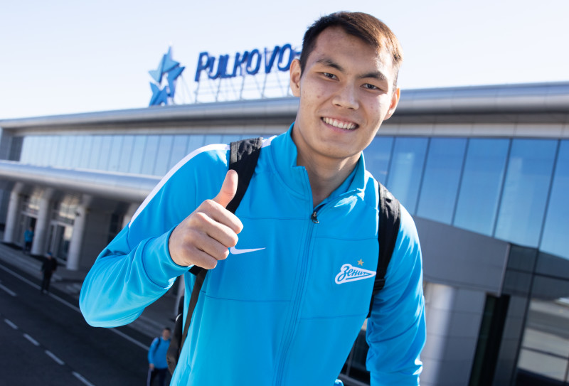 Команда «Зенит» в «Пулково» перед вылетом в Грозный на матч с «Аланией»