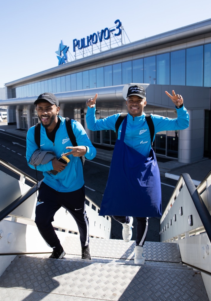 Команда «Зенит» в «Пулково» перед вылетом в Грозный на матч с «Аланией»