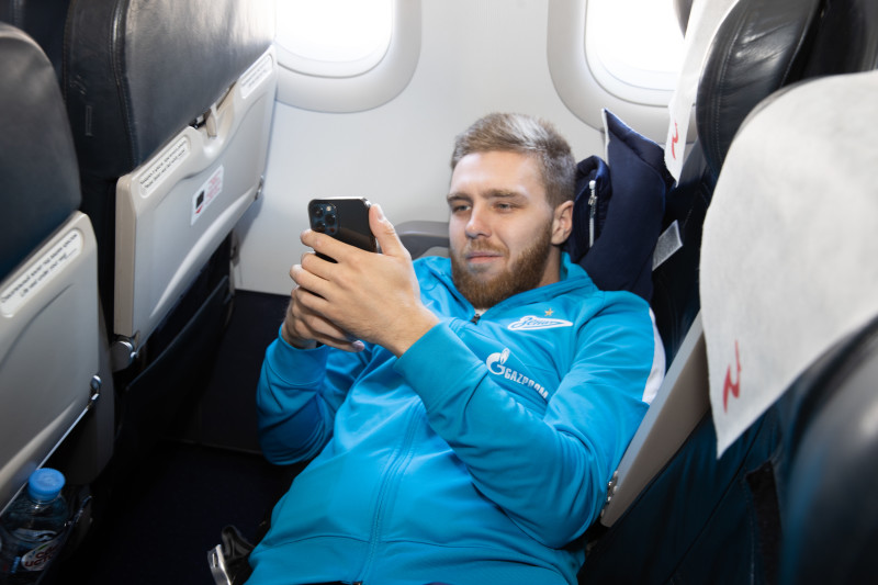 Команда «Зенит» в «Пулково» перед вылетом в Грозный на матч с «Аланией»