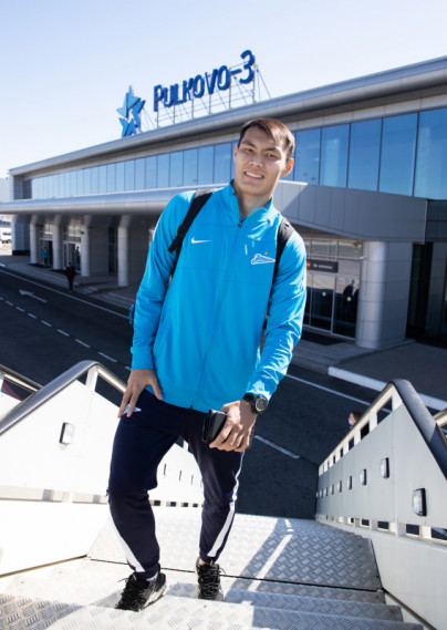 Команда «Зенит» в «Пулково» перед вылетом в Грозный на матч с «Аланией»