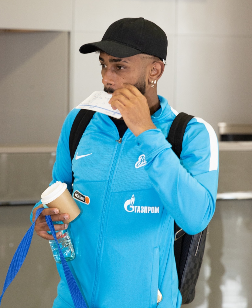 Команда «Зенит» в «Пулково» перед вылетом на матч с «Краснодаром»