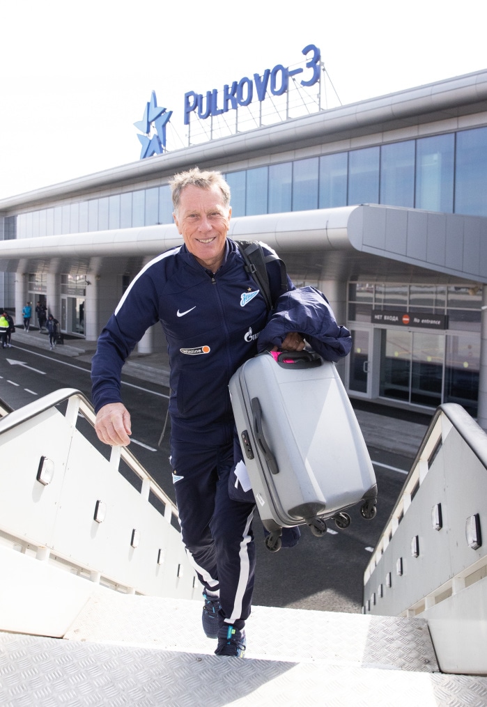 Команда «Зенит» в «Пулково» перед вылетом на матч с «Краснодаром»