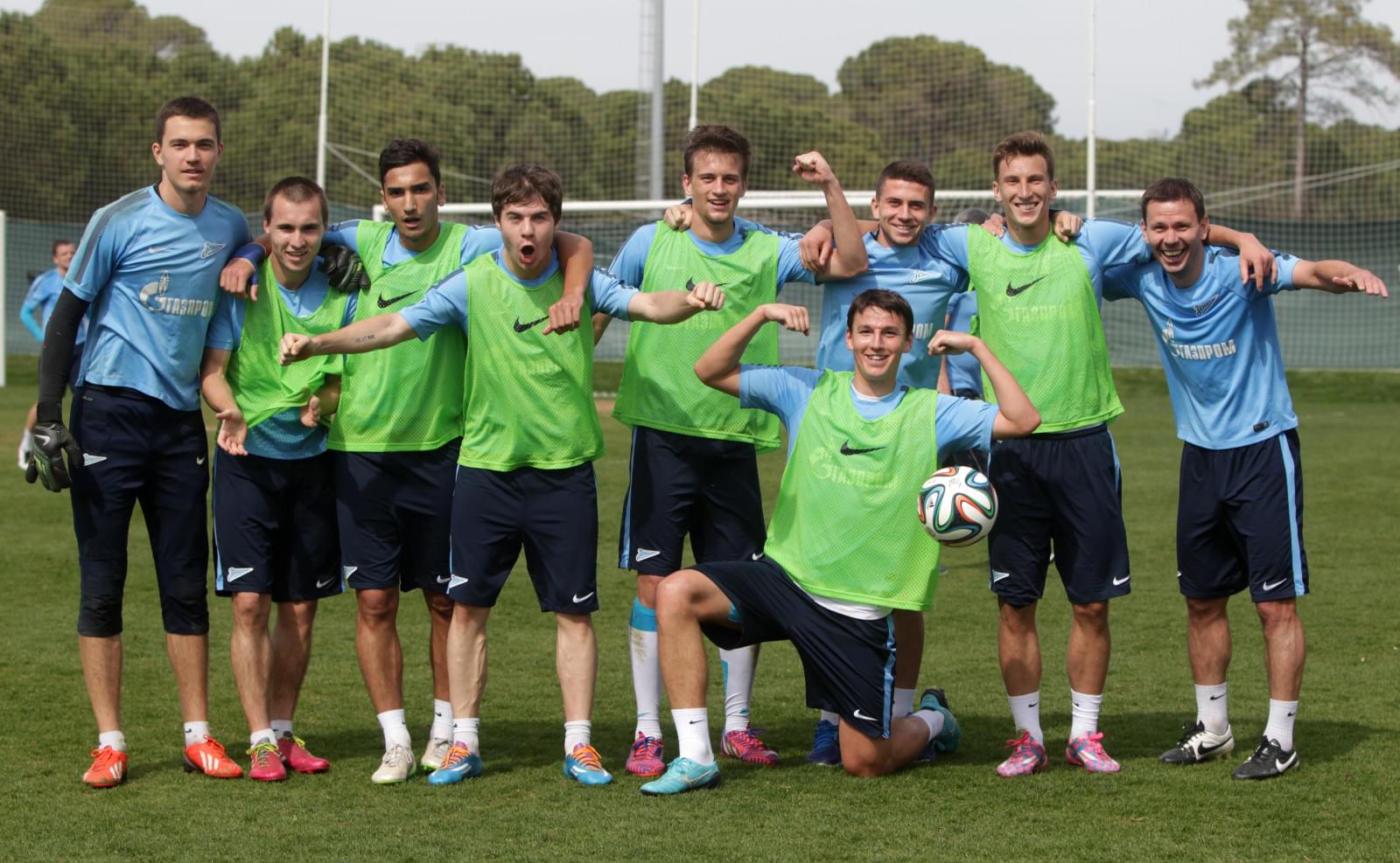 Тренировка «Зенита»-2 на сборе в Турции 6 марта 2015 года