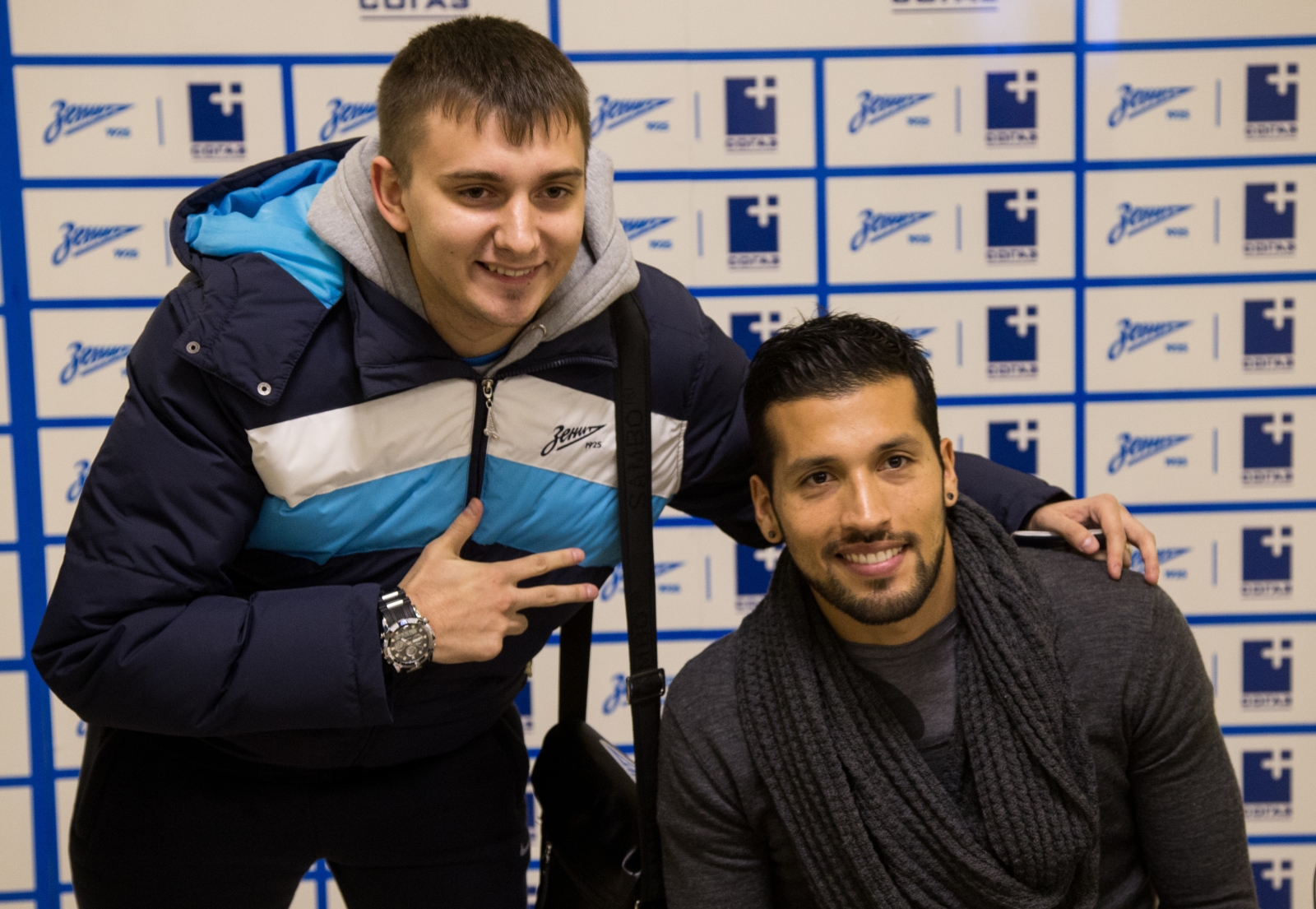 Автограф-сессия Эсекиэля Гарая в медицинском центре «СОГАЗ»