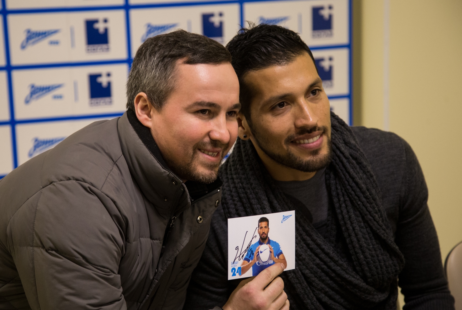 Автограф-сессия Эсекиэля Гарая в медицинском центре «СОГАЗ»