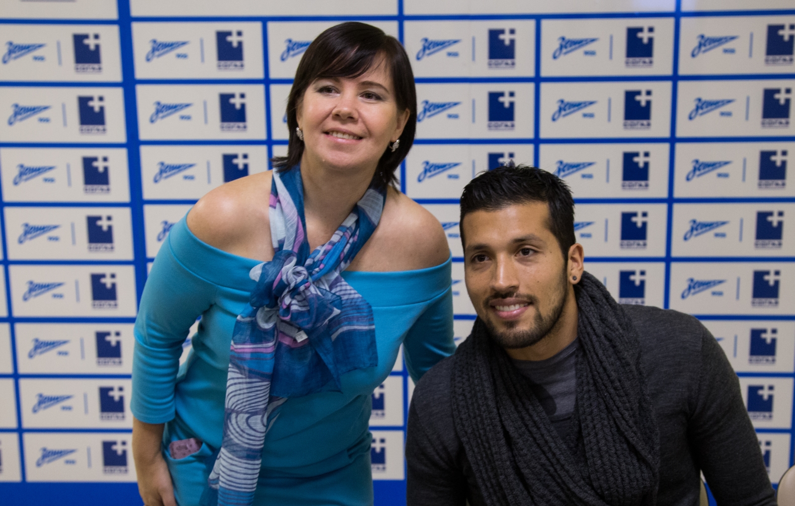 Автограф-сессия Эсекиэля Гарая в медицинском центре «СОГАЗ»