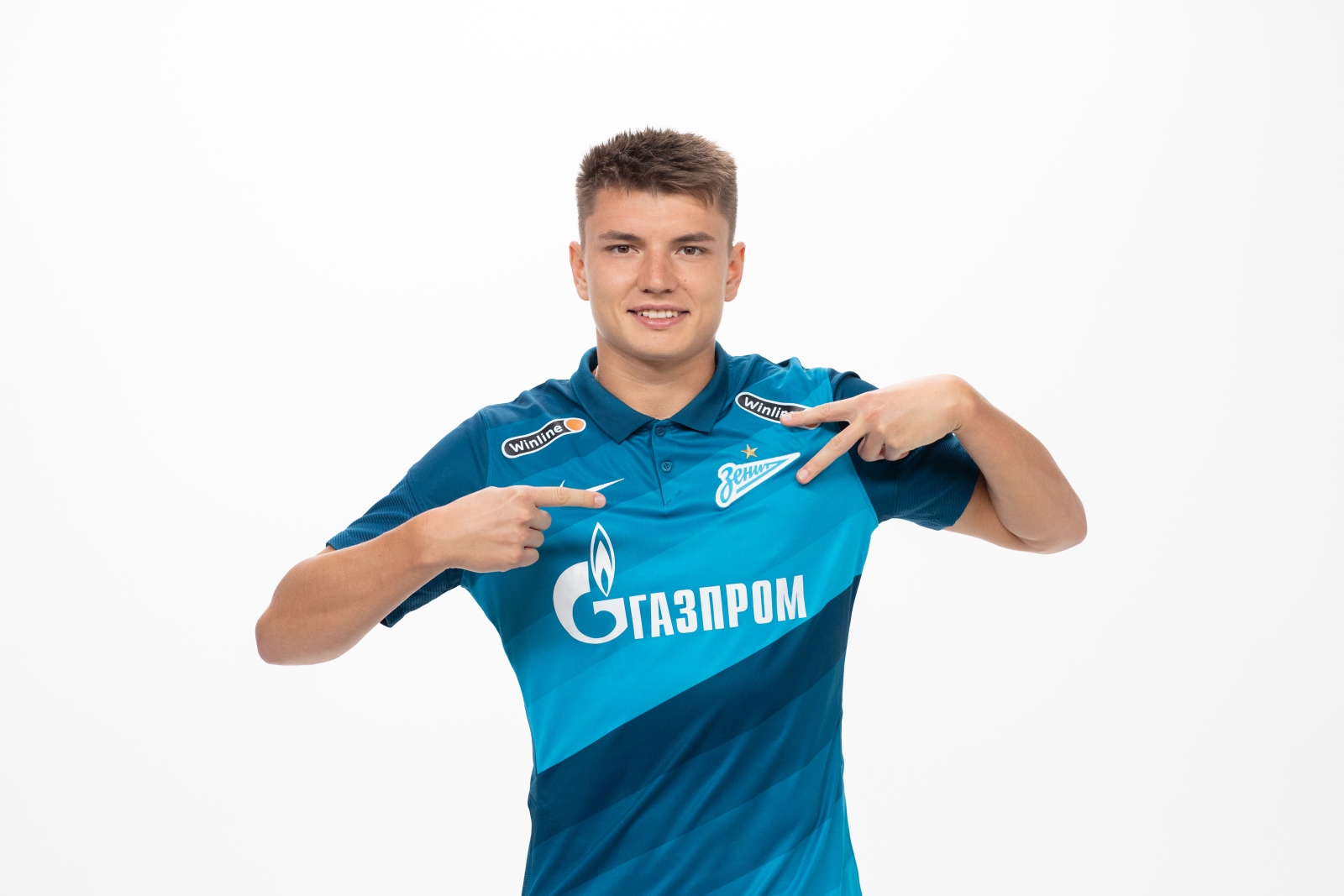 Фотосессия футболистов и тренеров основного состава ФК «Зенит» сезона 2020/21