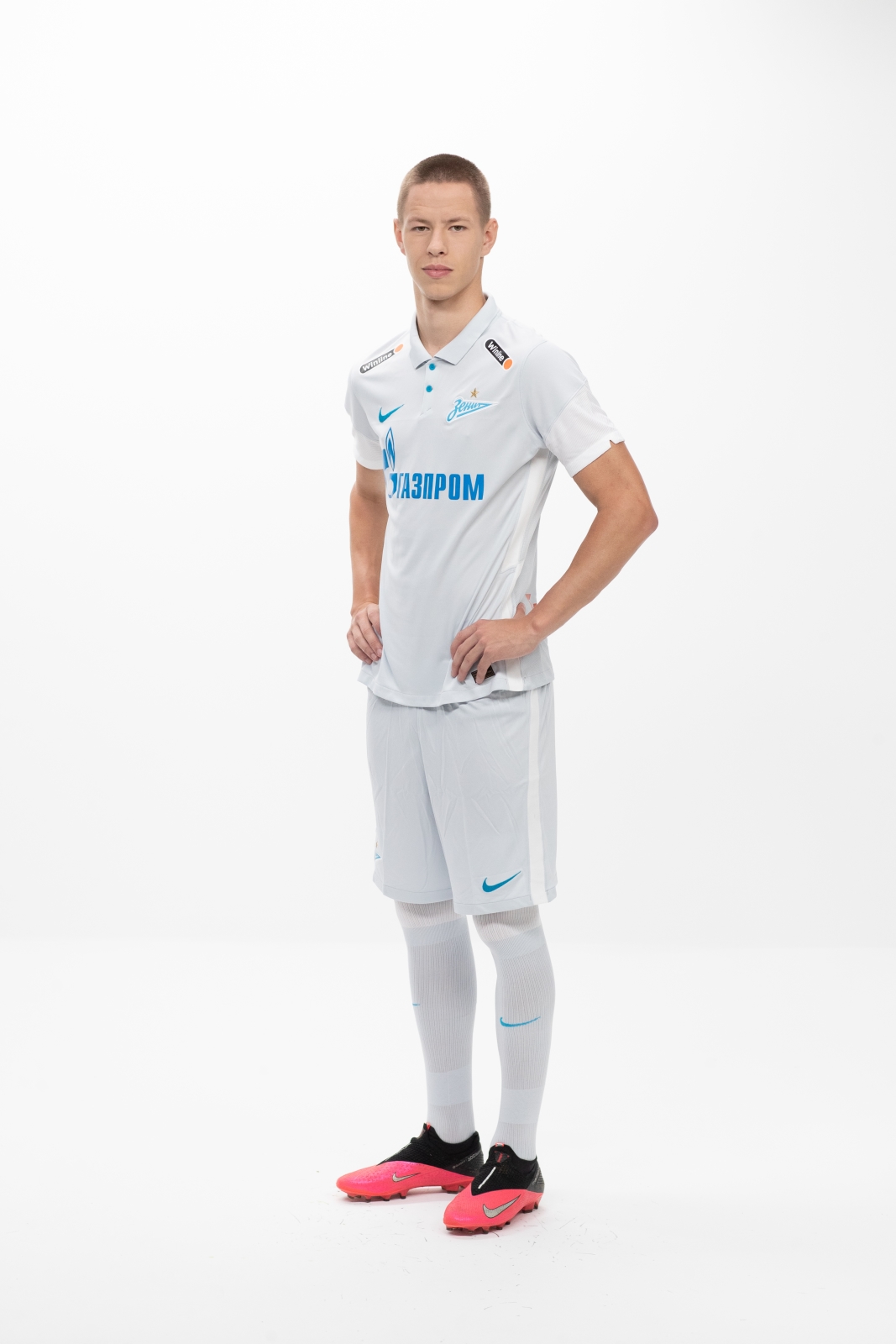 Фотосессия футболистов и тренеров основного состава ФК «Зенит» сезона 2020/21