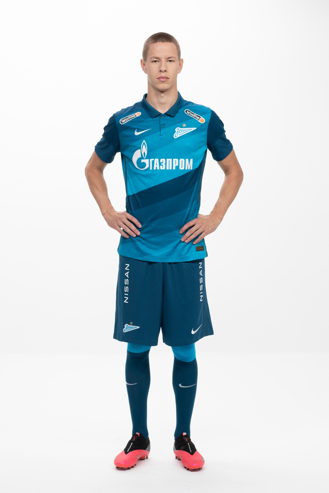 Фотосессия футболистов и тренеров основного состава ФК «Зенит» сезона 2020/21