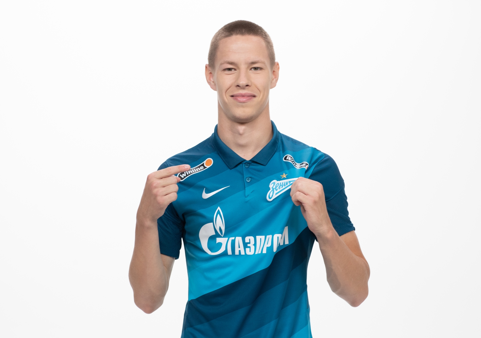 Фотосессия футболистов и тренеров основного состава ФК «Зенит» сезона 2020/21