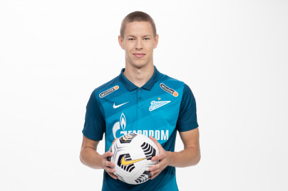 Фотосессия футболистов и тренеров основного состава ФК «Зенит» сезона 2020/21