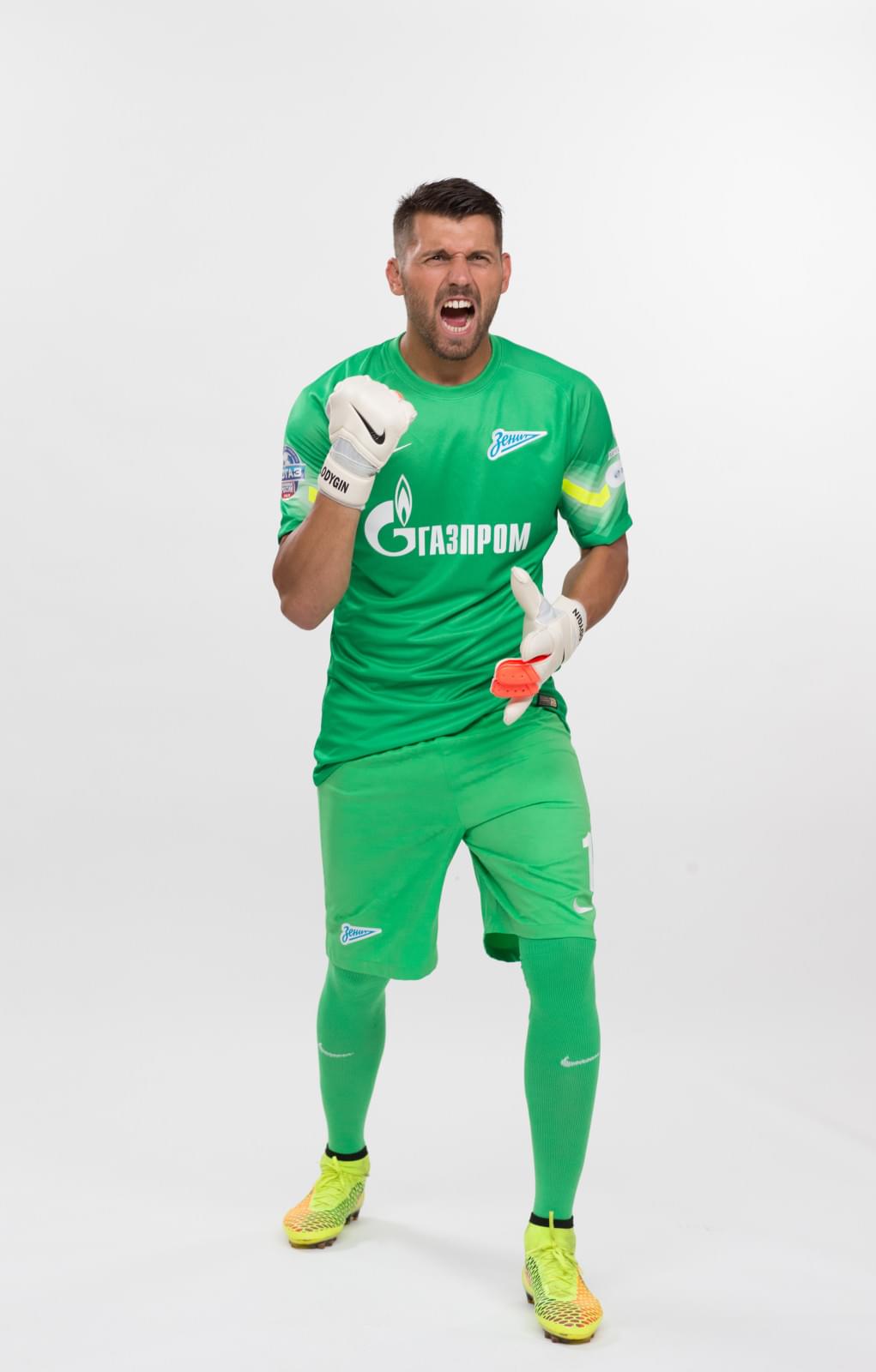 Фотосессия футболистов и тренеров основного состава ФК «Зенит» сезона 2014/2015