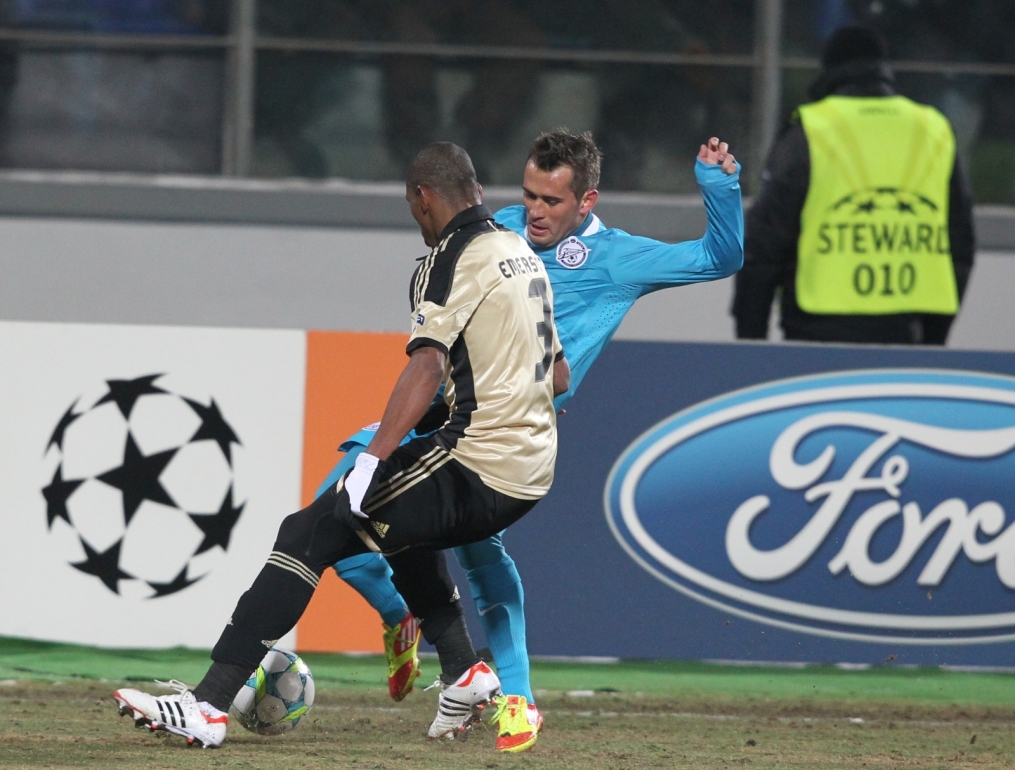 Лиги чемпионов УЕФА 2011/2012, Зенит—Бенфика