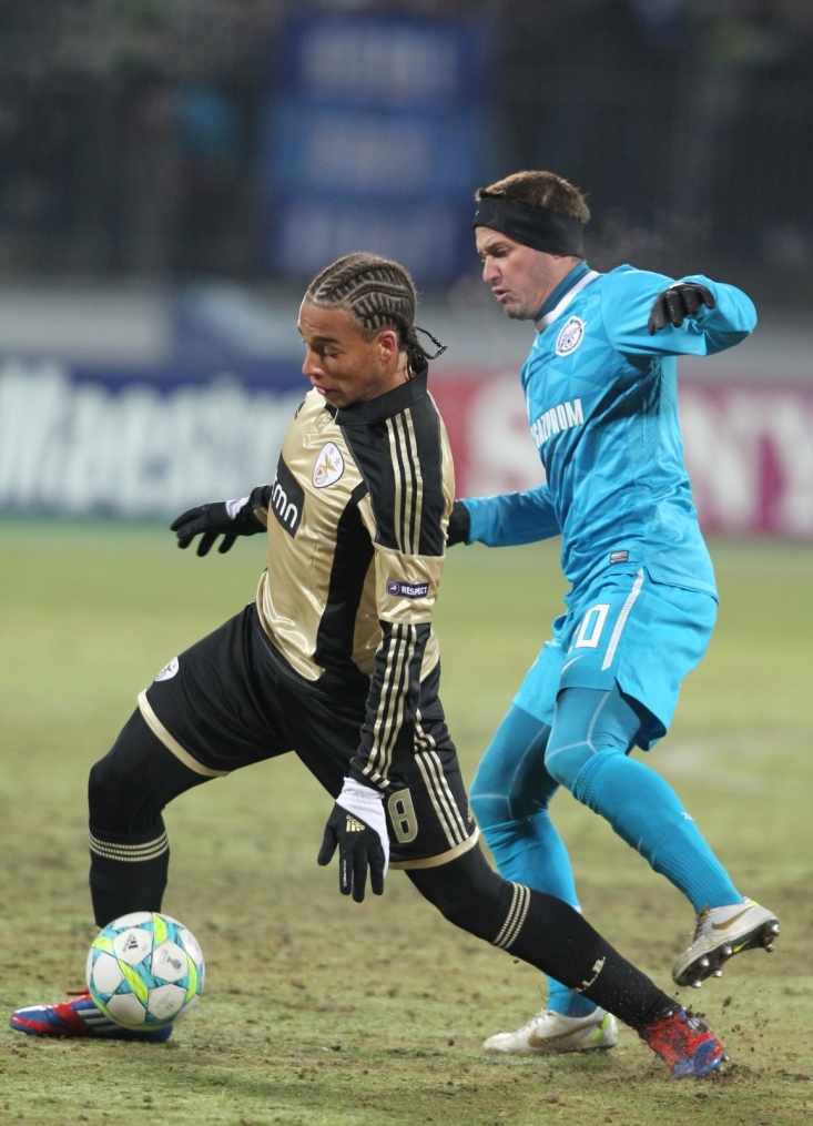 Лиги чемпионов УЕФА 2011/2012, Зенит—Бенфика