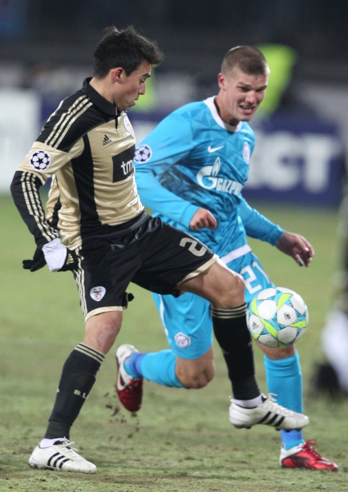 Лиги чемпионов УЕФА 2011/2012, Зенит—Бенфика