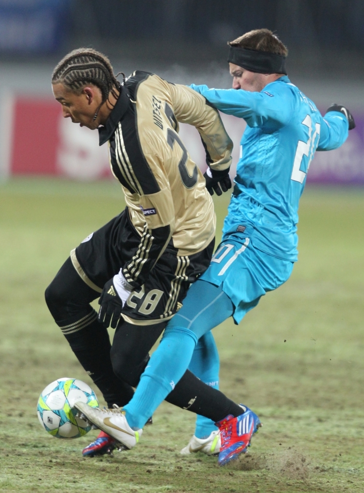 Лиги чемпионов УЕФА 2011/2012, Зенит—Бенфика