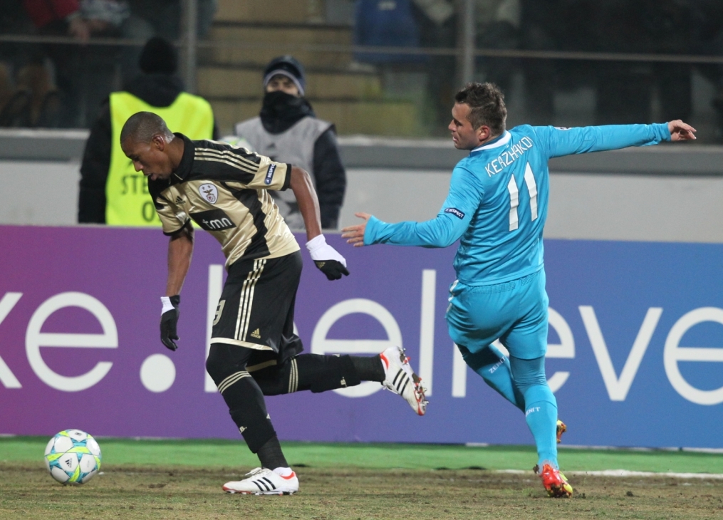 Лиги чемпионов УЕФА 2011/2012, Зенит—Бенфика