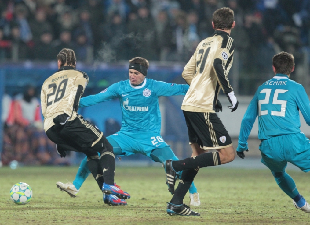 Лиги чемпионов УЕФА 2011/2012, Зенит—Бенфика