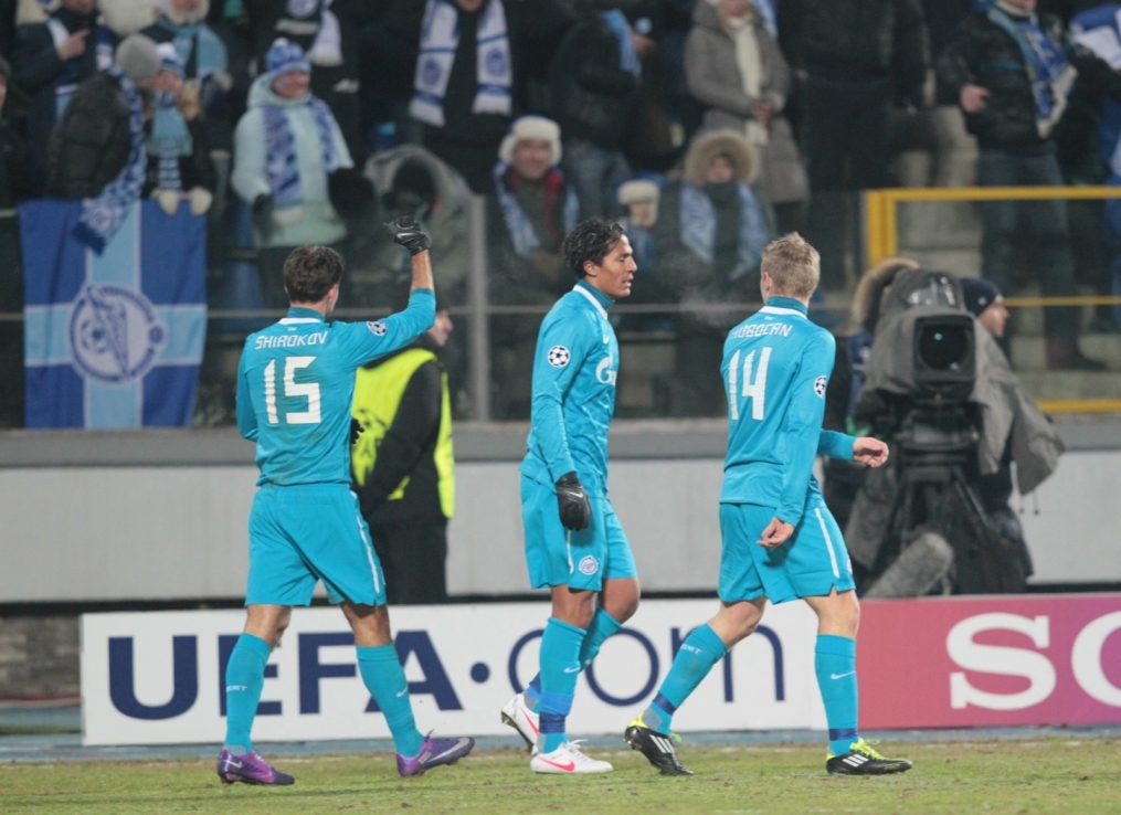 Лиги чемпионов УЕФА 2011/2012, Зенит—Бенфика