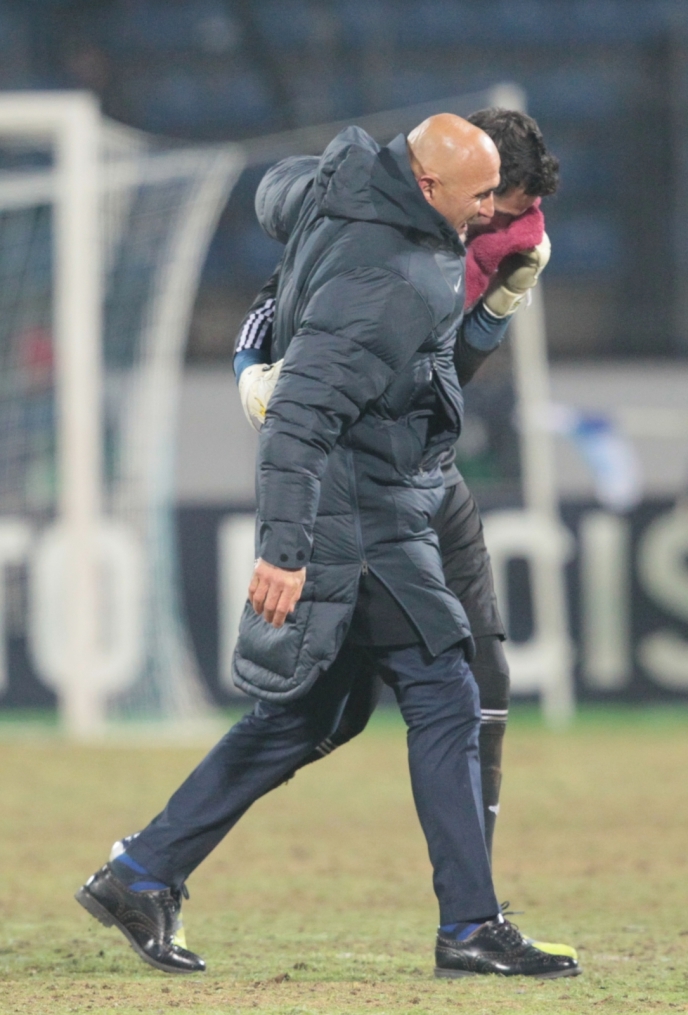 Лиги чемпионов УЕФА 2011/2012, Зенит—Бенфика