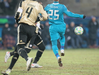 Лиги чемпионов УЕФА 2011/2012, Зенит—Бенфика