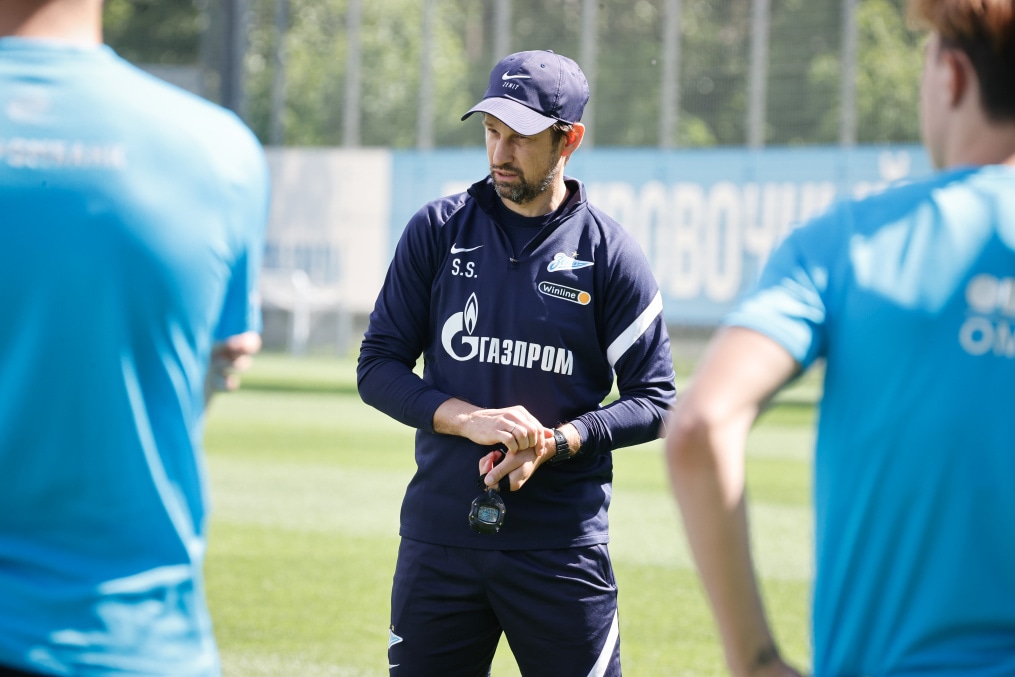 Первая тренировка основного состава «Зенита» после отпуска