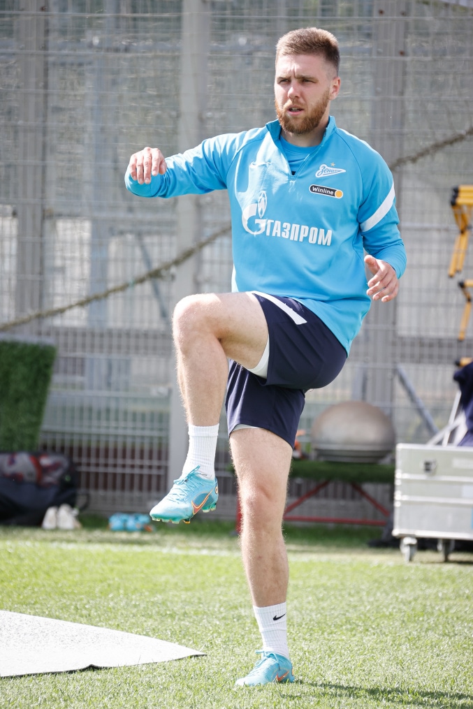 Первая тренировка основного состава «Зенита» после отпуска