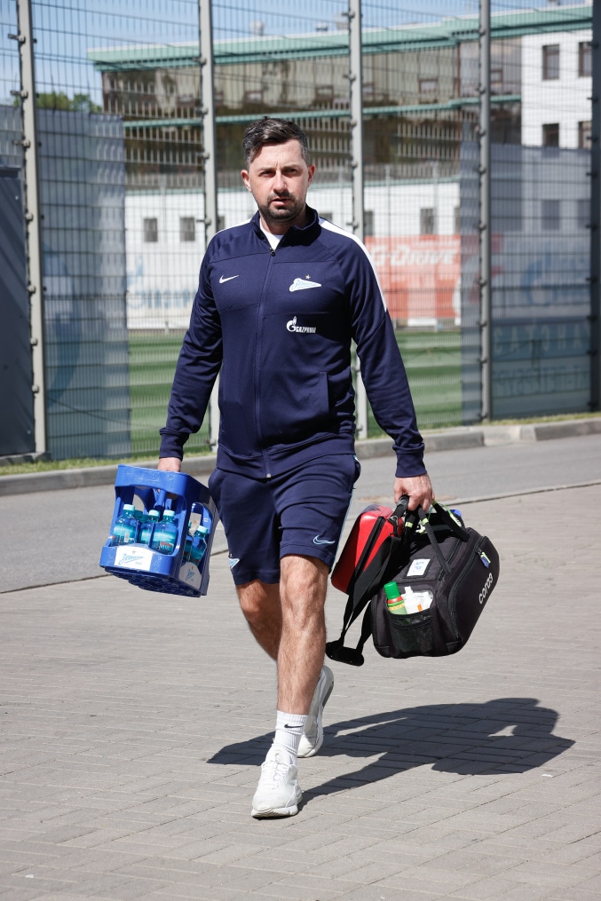 Первая тренировка основного состава «Зенита» после отпуска