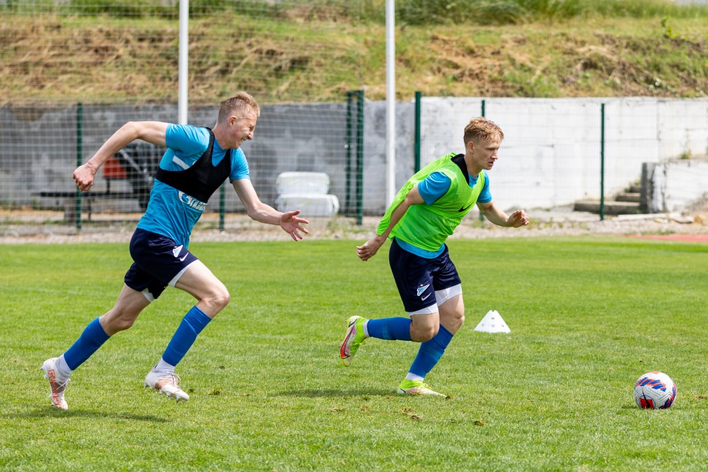 «Газпром» — тренировочные сборы «Зенита»-м в Ставропольском крае: 27 июня, утренняя тренировка