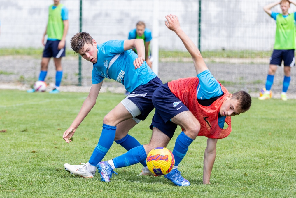 «Газпром» — тренировочные сборы «Зенита»-м в Ставропольском крае: 27 июня, утренняя тренировка