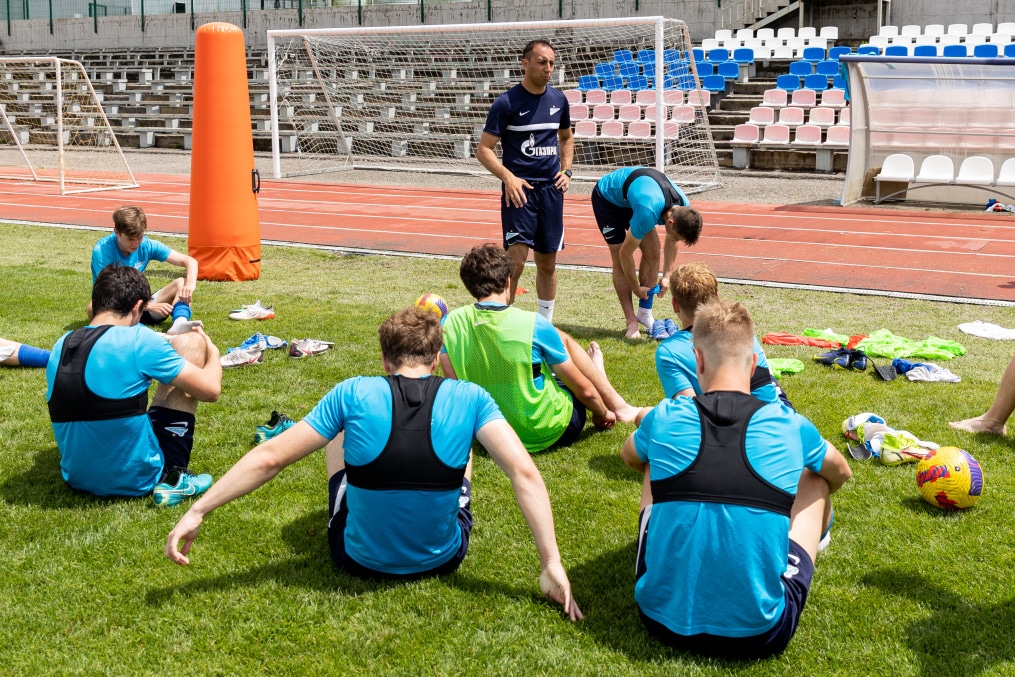 «Газпром» — тренировочные сборы «Зенита»-м в Ставропольском крае: 27 июня, утренняя тренировка