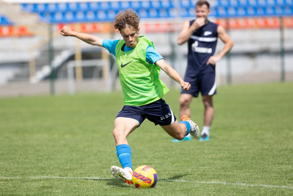 «Газпром» — тренировочные сборы «Зенита»-м в Ставропольском крае: 28 июня, утренняя тренировка