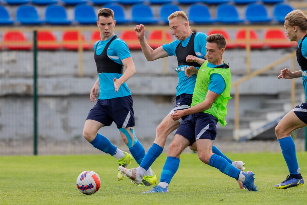 «Газпром» — тренировочные сборы «Зенита»-м в Ставропольском крае: 28 июня, вечерняя тренировка