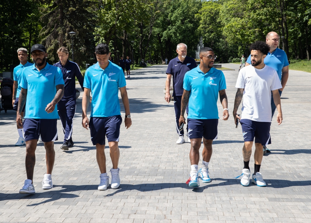 Прогулка «Зенита» перед матчем с ЦСКА