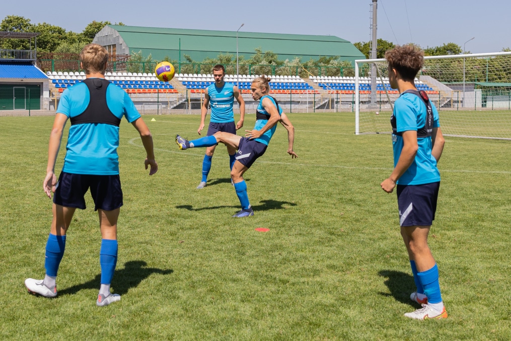 «Газпром» — тренировочные сборы «Зенита»-м в Ставропольском крае: 6 июля, утренняя тренировка