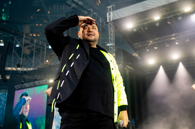 На «Газпром Арене» концерт российской поп-группы «Руки Вверх»