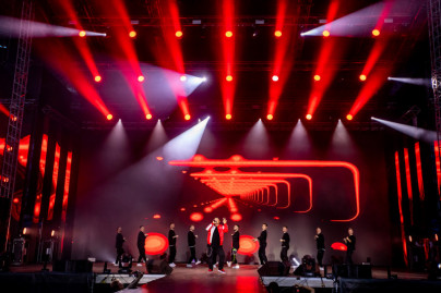 На «Газпром Арене» концерт российской поп-группы «Руки Вверх»