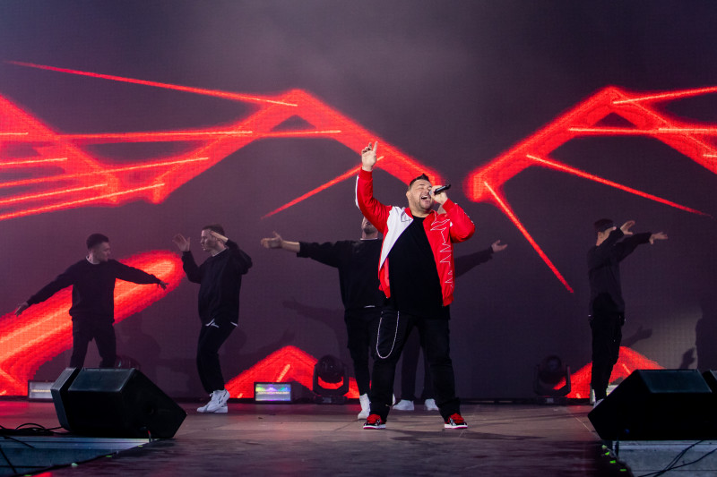 На «Газпром Арене» концерт российской поп-группы «Руки Вверх»