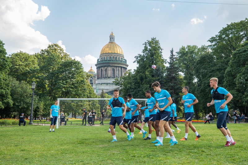 Открытая тренировка «Зенита» в Александровском саду